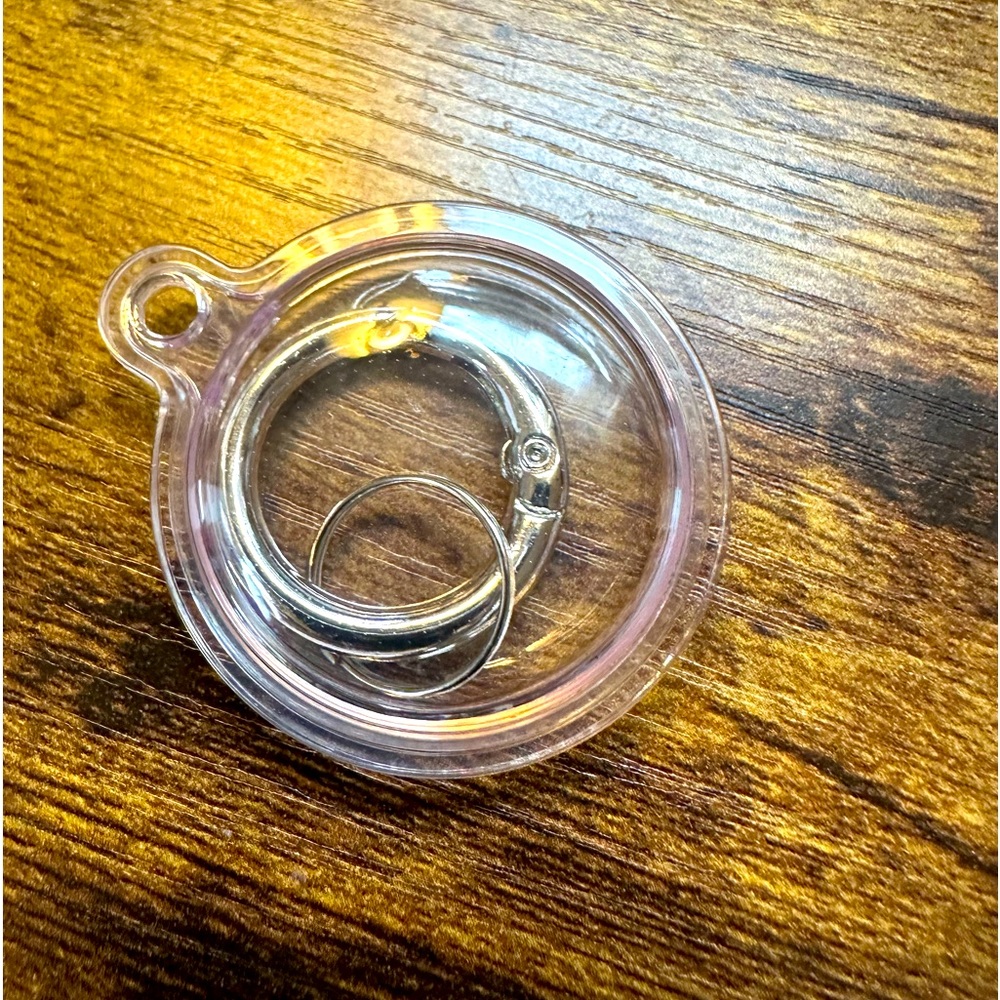 New Apple AirTag holders. Waterproof